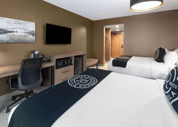 Riverbend Hotel and Suites, Trademark Collection by Wyndham hotel thumbnail 8