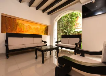 Sendero Hotel hotel thumbnail 2