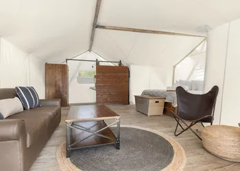 Under Canvas Yosemite hotel thumbnail 7
