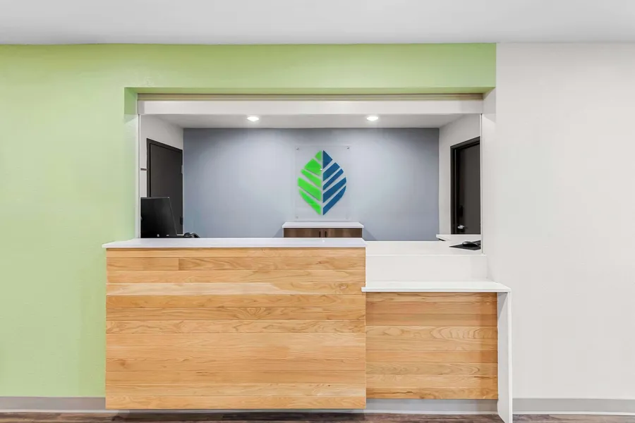 Woodspring Suites Kansas City Airport hotel detail image 2