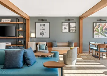 Everhome Suites Bozeman hotel thumbnail 2