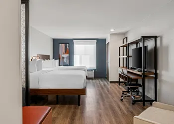 Everhome Suites Bozeman hotel thumbnail 6