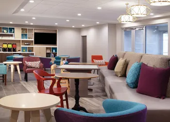Home2 Suites by Hilton Jackson hotel thumbnail 2