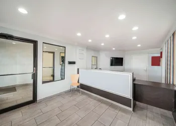 Studio 6 Laredo, TX - North I-35 hotel thumbnail 2