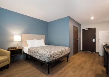 Woodspring Suites Denver Commerce City hotel thumbnail 8