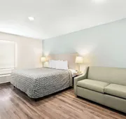 Woodspring Suites Savannah West Chatham Parkway hotel detail image 4