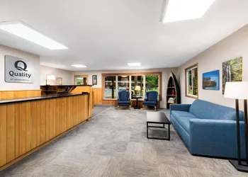 Quality Inn & Suites Munising hotel thumbnail 2