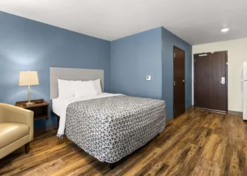 Woodspring Suites Bowling Green I-65 hotel thumbnail 6