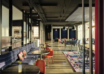 Aloft by Marriott Waukee hotel thumbnail 2