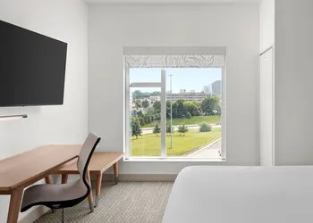 Element Charlotte Uptown hotel thumbnail 6