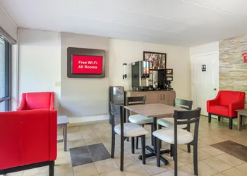 Red Roof Inn Doswell - Kings Dominion hotel thumbnail 6
