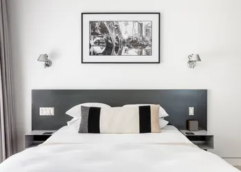 Frame Hotel - Treehouse hotel thumbnail 4
