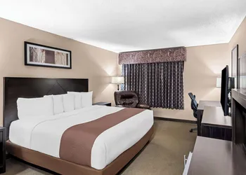 Heartland Inn & Suites, SureStay Collection by Best Western hotel thumbnail 6