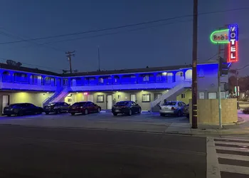 Bob's Motel hotel thumbnail 7