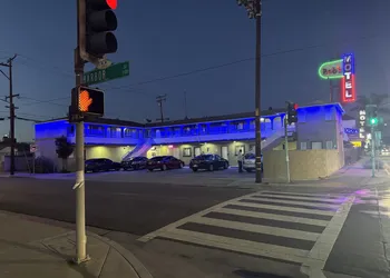 Bob's Motel hotel thumbnail 8