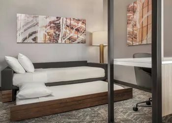 SpringHill Suites by Marriott Phoenix West/Avondale hotel thumbnail 5