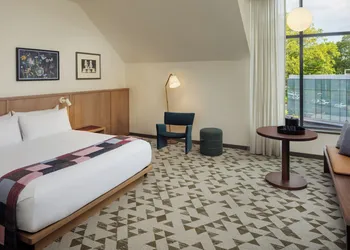The Heartwood hotel thumbnail 5