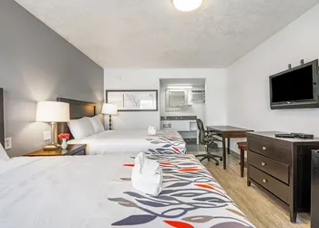 Budgetel Inn and Suite hotel thumbnail 4