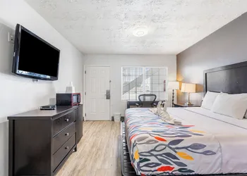Budgetel Inn and Suite hotel thumbnail 7