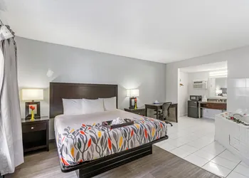 Budgetel Inn and Suite hotel thumbnail 8