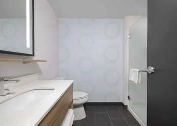 Tru By Hilton Phoenix Midtown hotel thumbnail 7