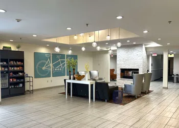 Best Western Erie Inn & Suites hotel thumbnail 3