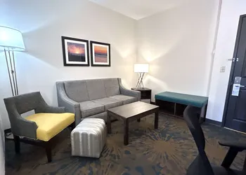 Best Western Erie Inn & Suites hotel thumbnail 7