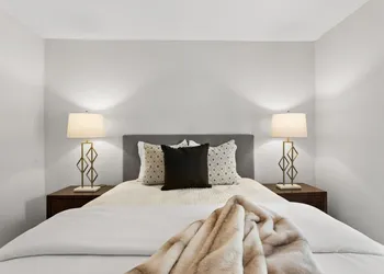 University Serenity Suites 14th hotel thumbnail 3