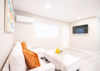 University Serenity Suites 14th hotel thumbnail 6