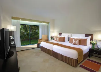 Grand Oasis Riviera hotel thumbnail 5