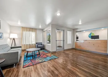 WoodSpring Suites Orlando East UCF hotel thumbnail 4