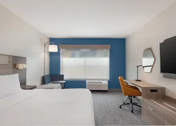 Holiday Inn Express & Suites Prosper South - Frisco by IHG hotel thumbnail 6