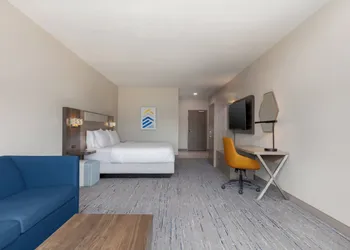 Holiday Inn Express & Suites Prosper South - Frisco by IHG hotel thumbnail 7