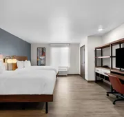 Everhome Suites Glendale Sports Entertainment District hotel detail image 4