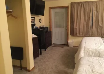 Cantwell Cabins hotel thumbnail 5