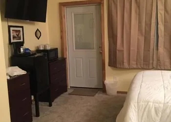 Cantwell Cabins hotel thumbnail 6