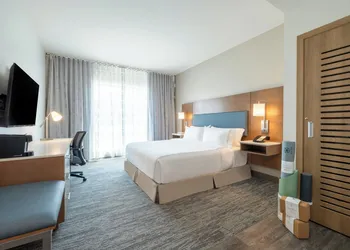 EVEN Hotel Miami - Doral Area, by IHG hotel thumbnail 4