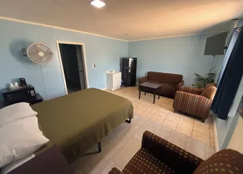 Packsaddle Motel hotel thumbnail 2
