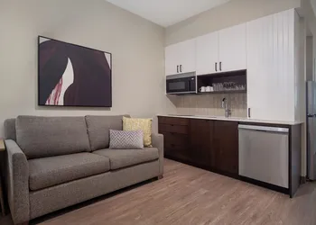 Staybridge Suites St Catharines Conf Ctr by IHG hotel thumbnail 6