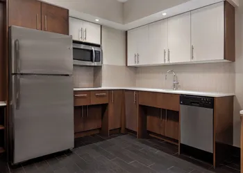 Staybridge Suites St Catharines Conf Ctr by IHG hotel thumbnail 7