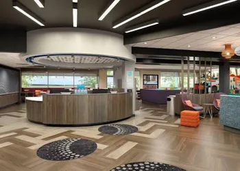 Tru by Hilton Norco Eastvale hotel thumbnail 2