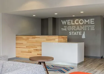 Hampton Inn Manchester Downtown hotel thumbnail 2