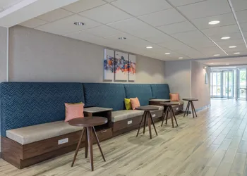 Hampton Inn Manchester Downtown hotel thumbnail 5