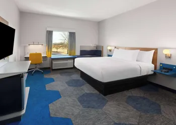 Microtel Inn & Suites by Wyndham Olive Branch hotel thumbnail 6