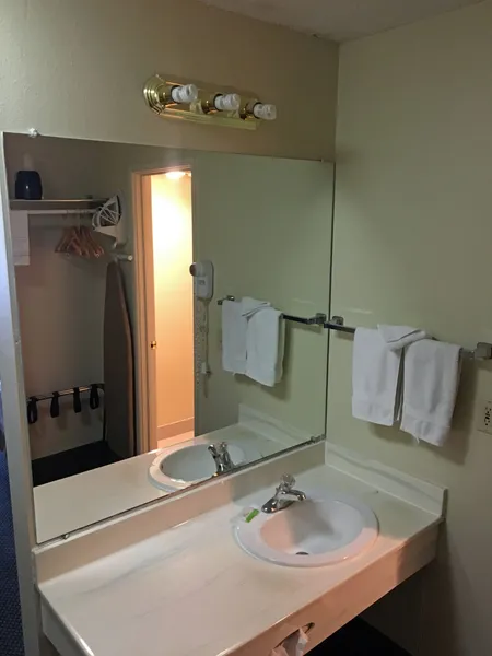 FairBridge Extended Stay – a Kitchenette Hotel hotel detail image 6