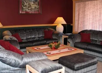Travelodge by Wyndham Merritt hotel thumbnail 5