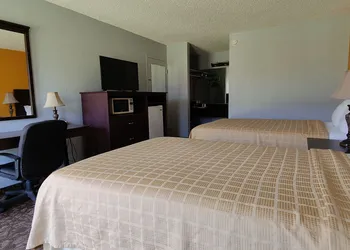 Countryside Inn & Suites hotel thumbnail 6