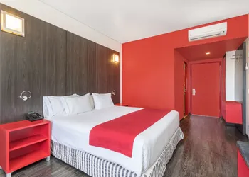 Ramada Encore by Wyndham Queretaro hotel thumbnail 4