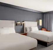 Courtyard by Marriott Milwaukee Brookfield at Poplar Creek hotel detail image 3