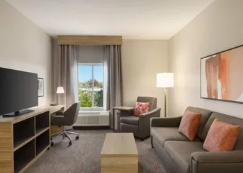 Candlewood Suites Pittston by IHG hotel thumbnail 8